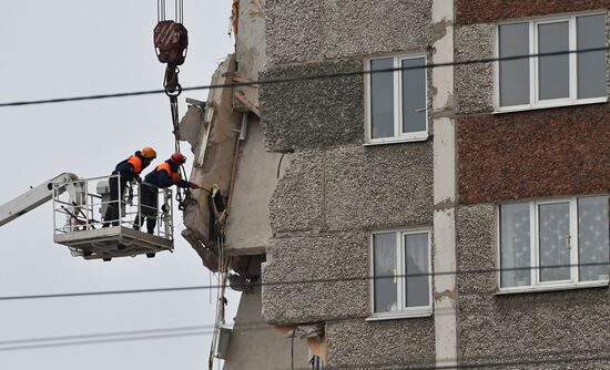 Apartment house collapses in Izhevsk