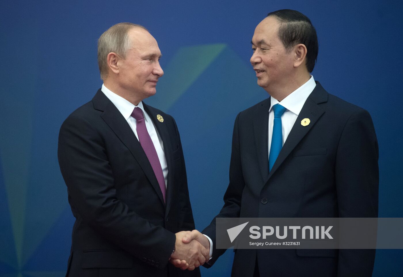 President Vladimir Putin visits Vietnam to attend APEC Economic Leaders’ Meeting
