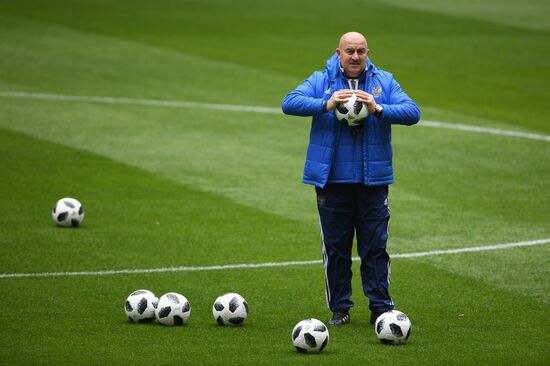 Football. Russian national team training session