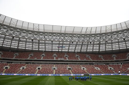 Football. Russian national team training session
