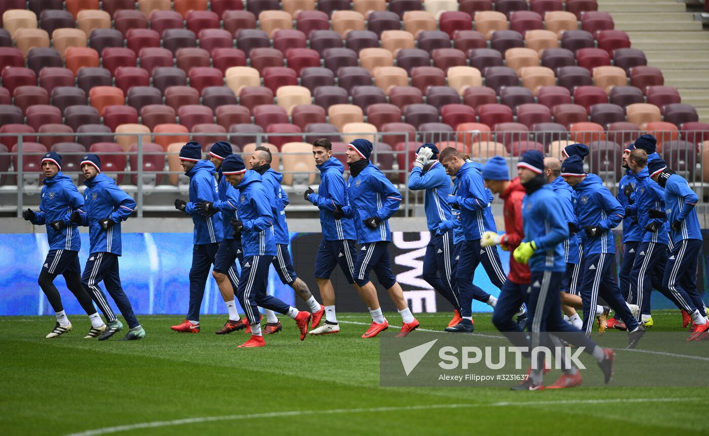 Football. Russian national team training session