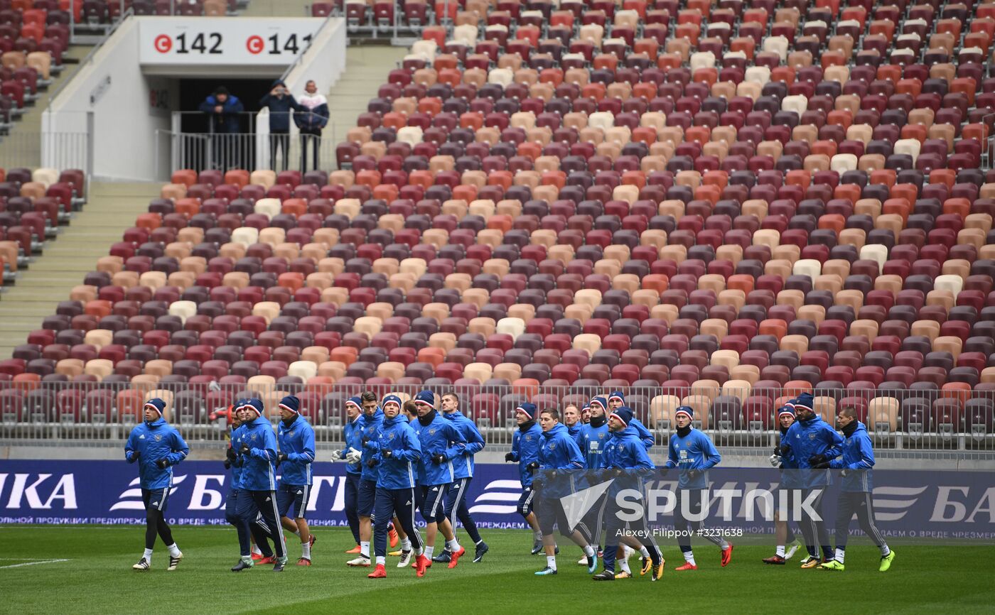 Football. Russian national team training session