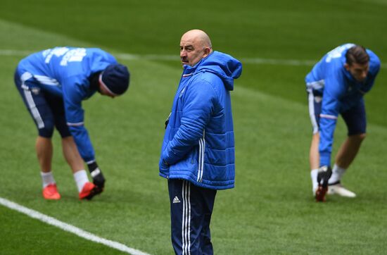 Football. Russian national team training session