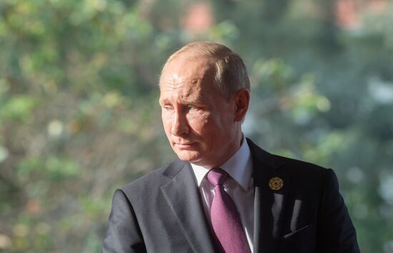 President Vladimir Putin visits Vietnam to attend APEC Economic Leaders’ Meeting