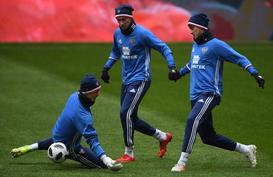 Football. Russian national team training session