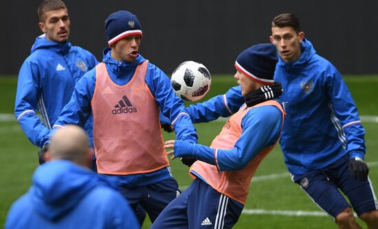 Football. Russian national team training session