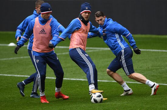Football. Russian national team training session