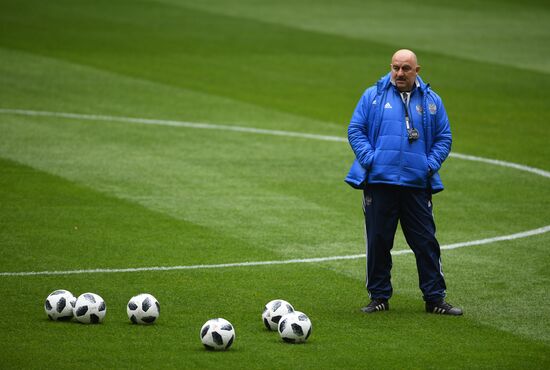 Football. Russian national team training session