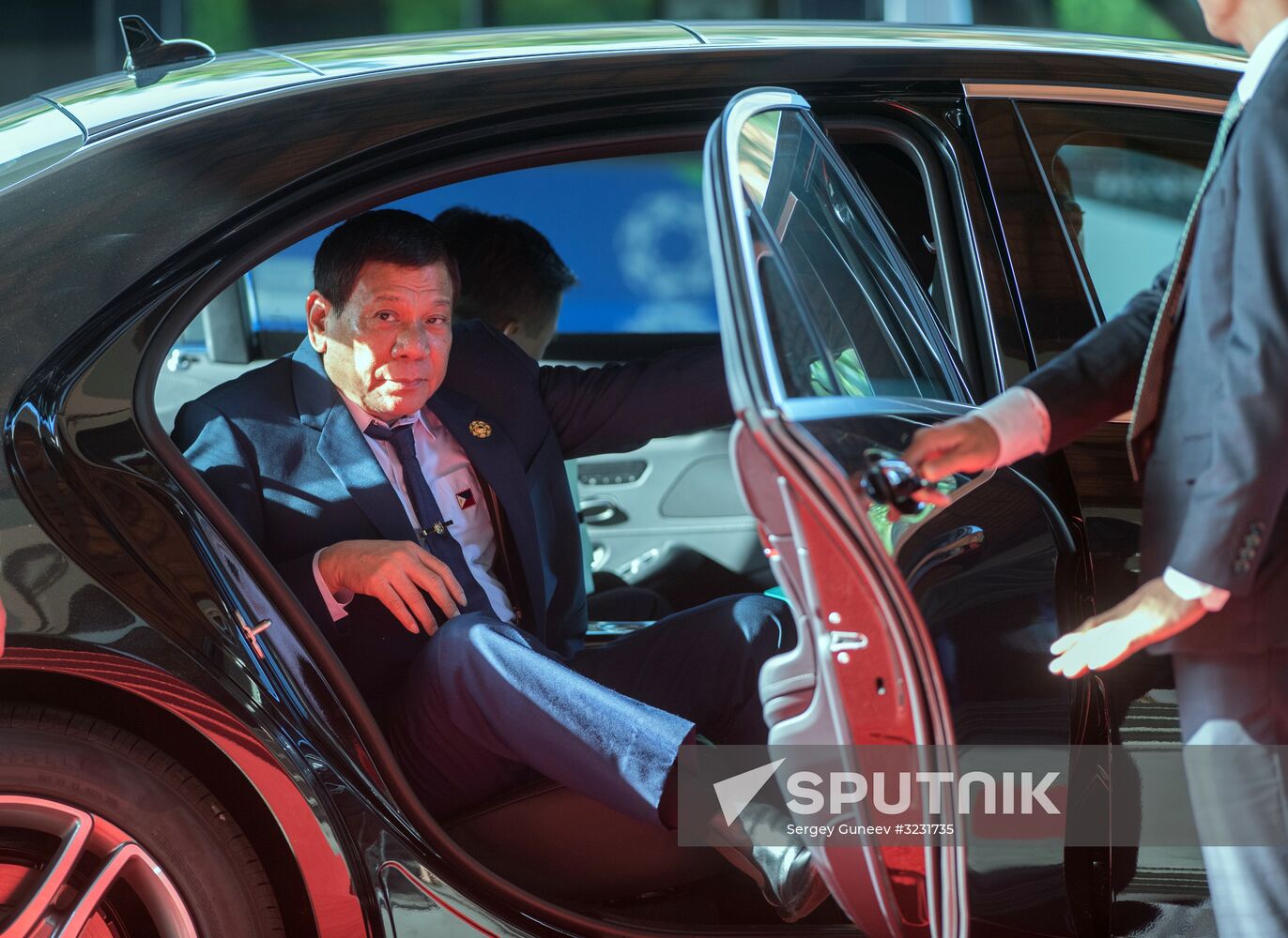 President Vladimir Putin visits Vietnam to attend APEC Economic Leaders’ Meeting