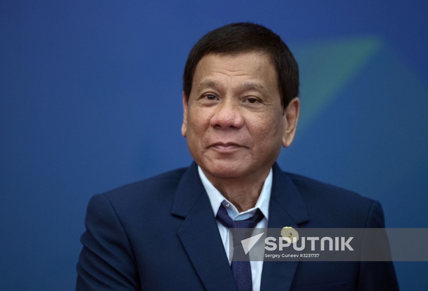 President Vladimir Putin visits Vietnam to attend APEC Economic Leaders’ Meeting