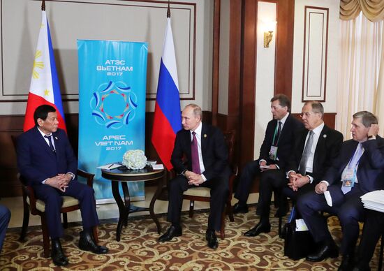 President Vladimir Putin visits Vietnam to attend APEC Economic Leaders’ Meeting