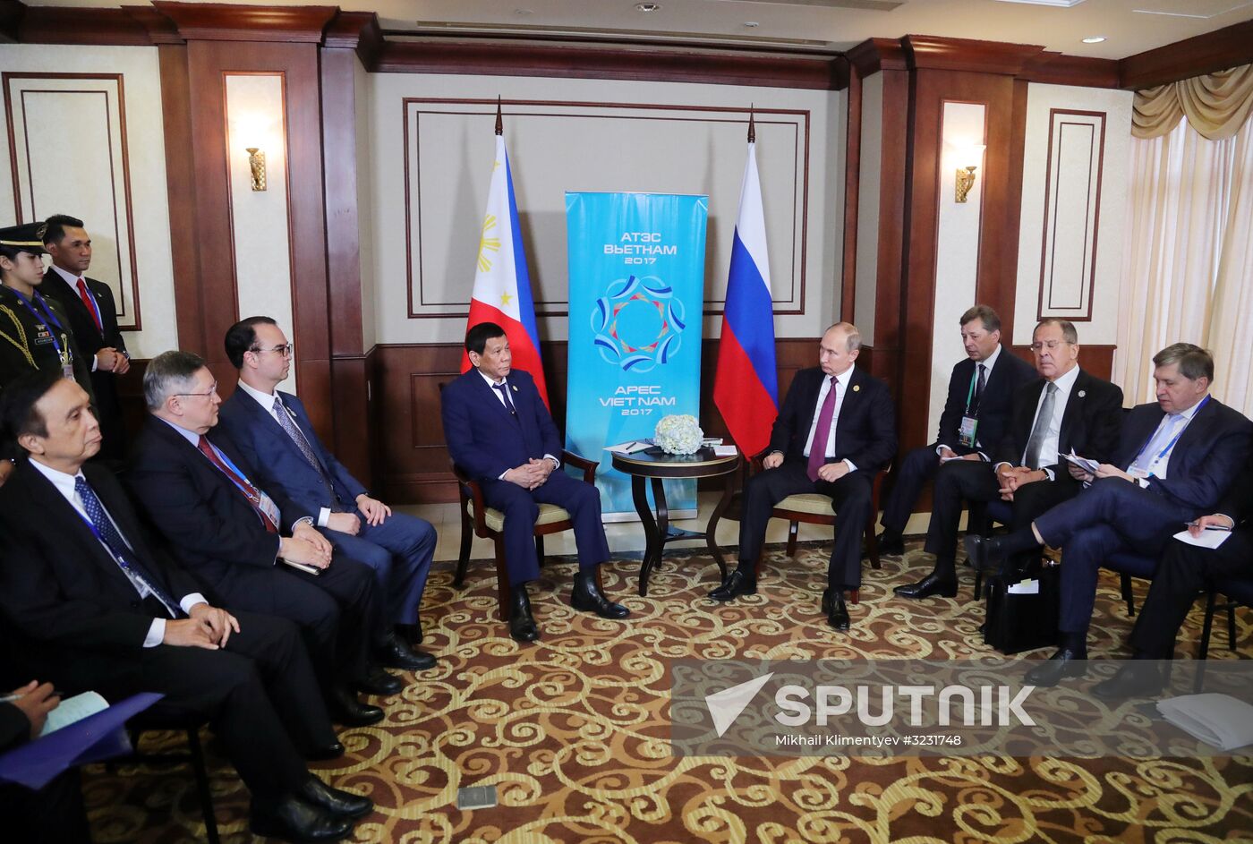 President Vladimir Putin visits Vietnam to attend APEC Economic Leaders’ Meeting