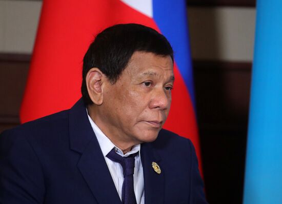 President Vladimir Putin visits Vietnam to attend APEC Economic Leaders’ Meeting