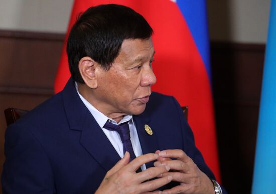 President Vladimir Putin visits Vietnam to attend APEC Economic Leaders’ Meeting