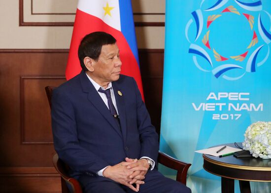 President Vladimir Putin visits Vietnam to attend APEC Economic Leaders’ Meeting