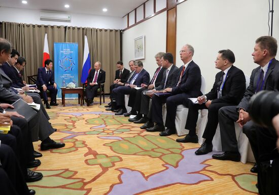 President Vladimir Putin visits Vietnam to attend APEC Economic Leaders’ Meeting