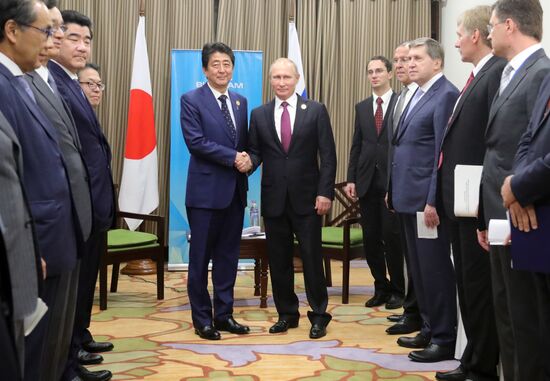 President Vladimir Putin visits Vietnam to attend APEC Economic Leaders’ Meeting