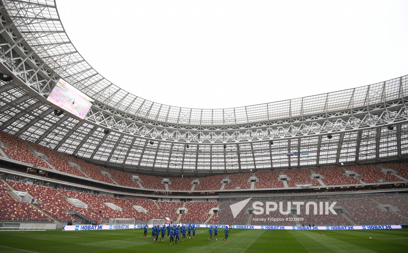 Football. Russian national team training session
