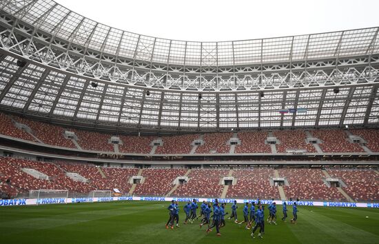 Football. Russian national team training session
