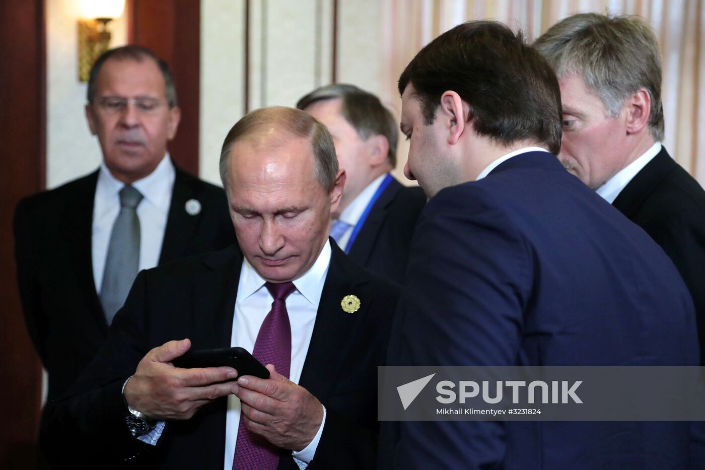 President Vladimir Putin visits Vietnam to attend APEC Economic Leaders’ Meeting