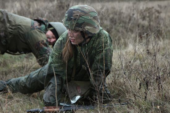 DPR fighters pass certification to wear a blue beret