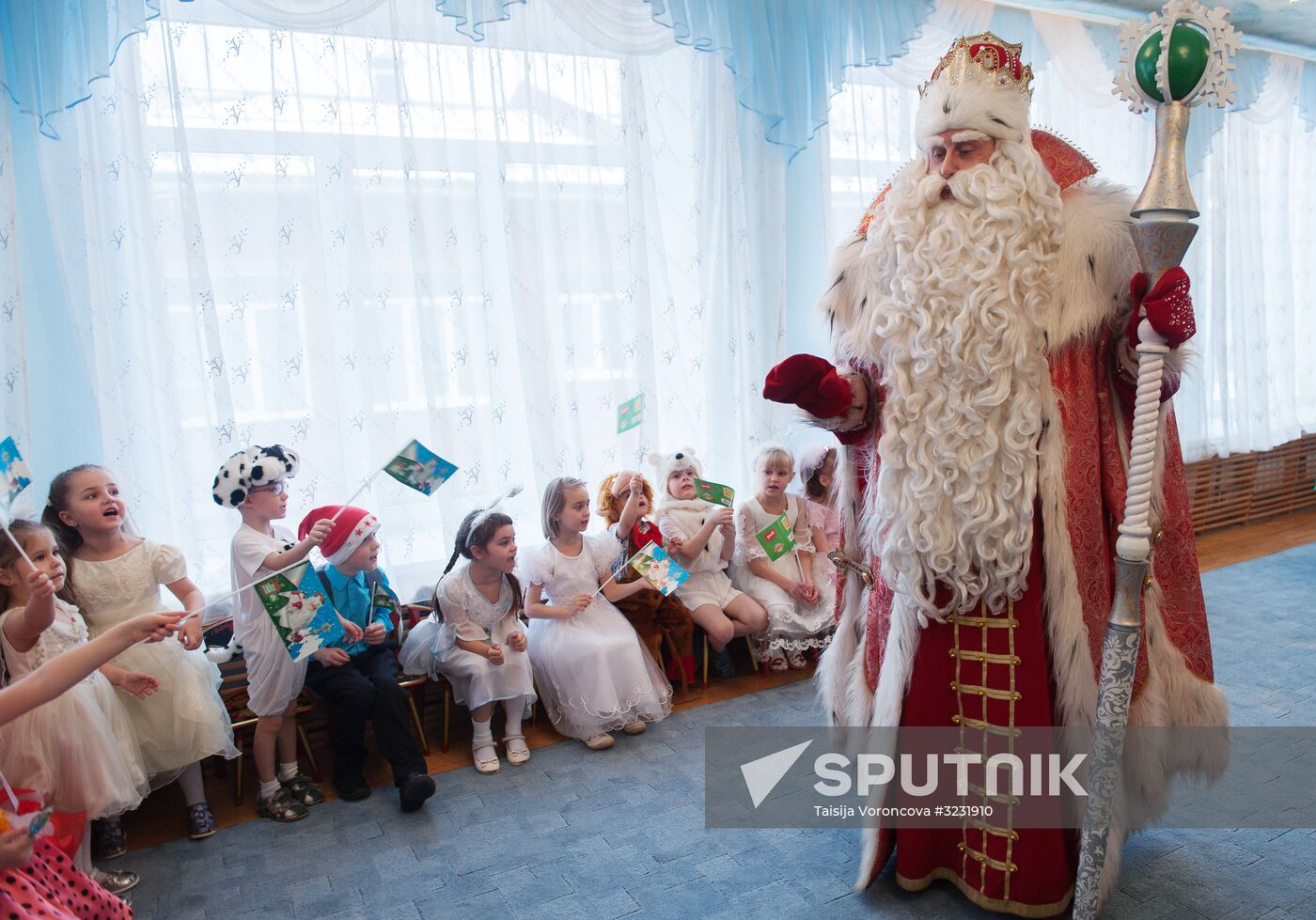 Father Frost from Veliky Ustyug visits Tomsk