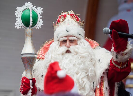 Father Frost from Veliky Ustyug visits Tomsk