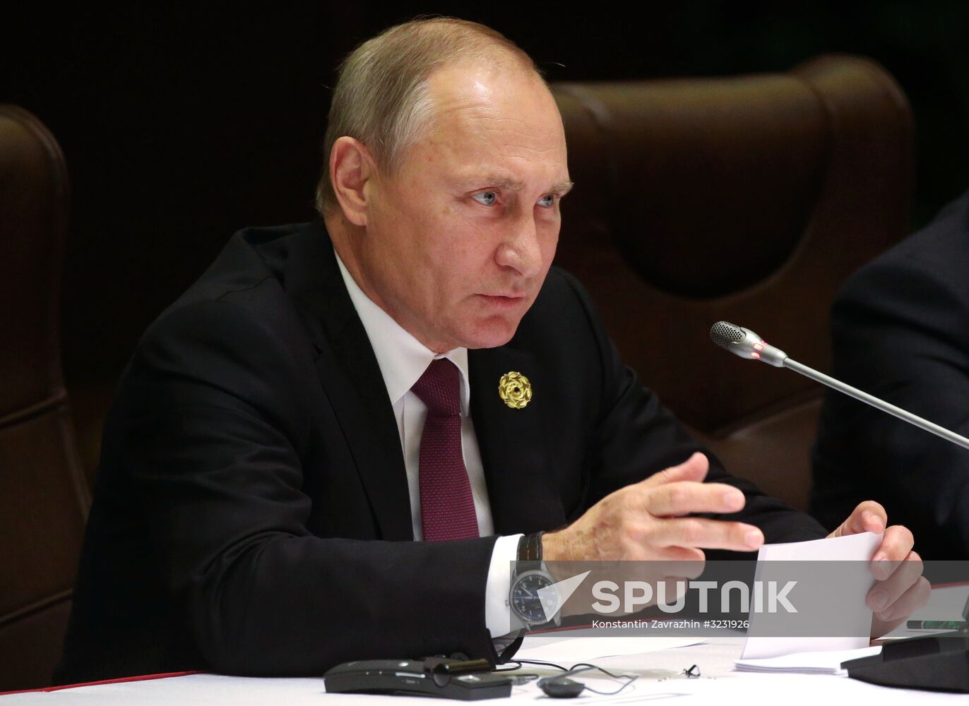 President Vladimir Putin visits Vietnam to attend APEC Economic Leaders’ Meeting
