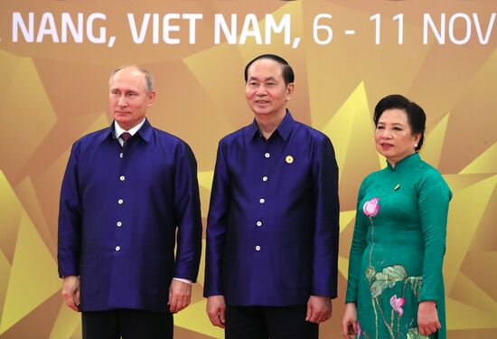 President Vladimir Putin visits Vietnam to attend APEC Economic Leaders’ Meeting