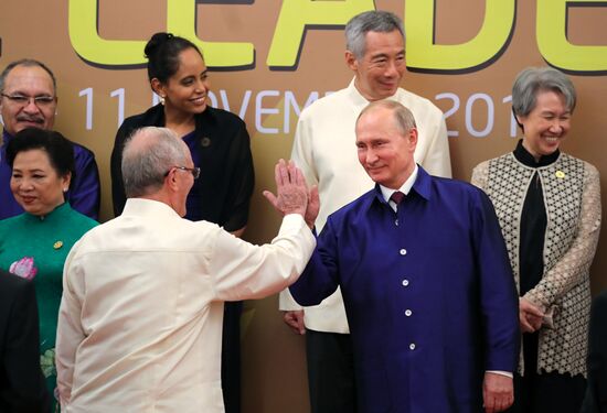 President Vladimir Putin visits Vietnam to attend APEC Economic Leaders’ Meeting