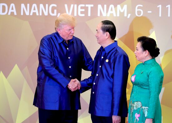 President Vladimir Putin visits Vietnam to attend APEC Economic Leaders’ Meeting