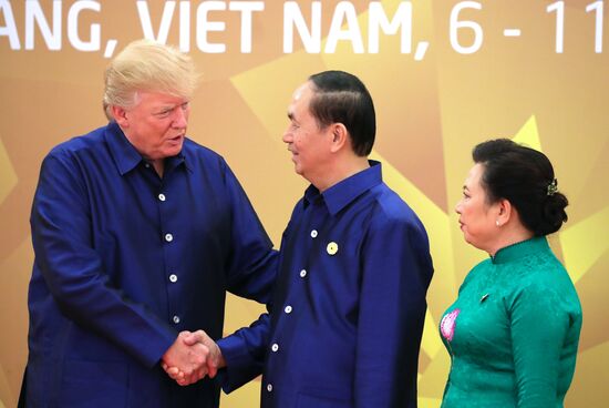 President Vladimir Putin visits Vietnam to attend APEC Economic Leaders’ Meeting