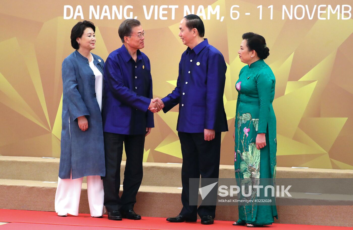President Vladimir Putin visits Vietnam to attend APEC Economic Leaders’ Meeting