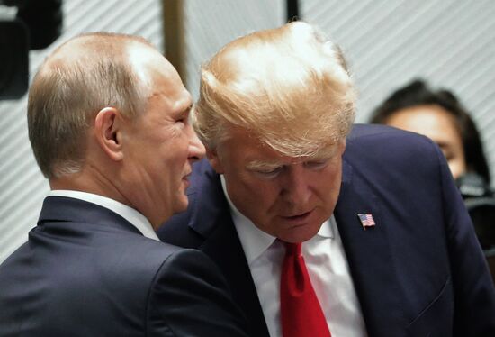 President Putin attends APEC Economic Leaders' Meeting