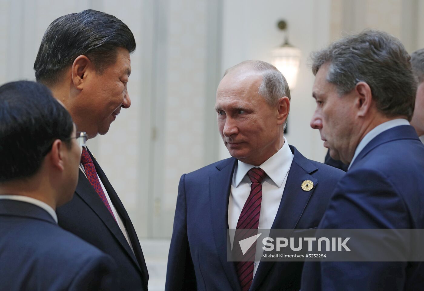 President Putin attends APEC Economic Leaders' Meeting