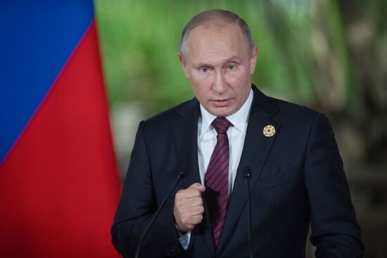 President Putin attends APEC Economic Leaders' Meeting