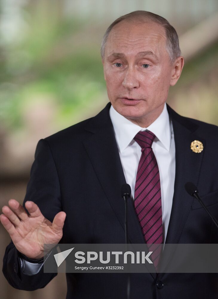 President Putin attends APEC Economic Leaders' Meeting