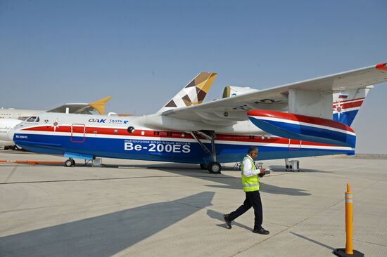 Russian Deputy Prime Minister Dmitry Rogozin visits Dubai Airshow 2017