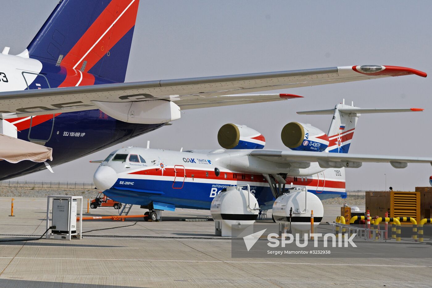 Russian Deputy Prime Minister Dmitry Rogozin visits Dubai Airshow 2017