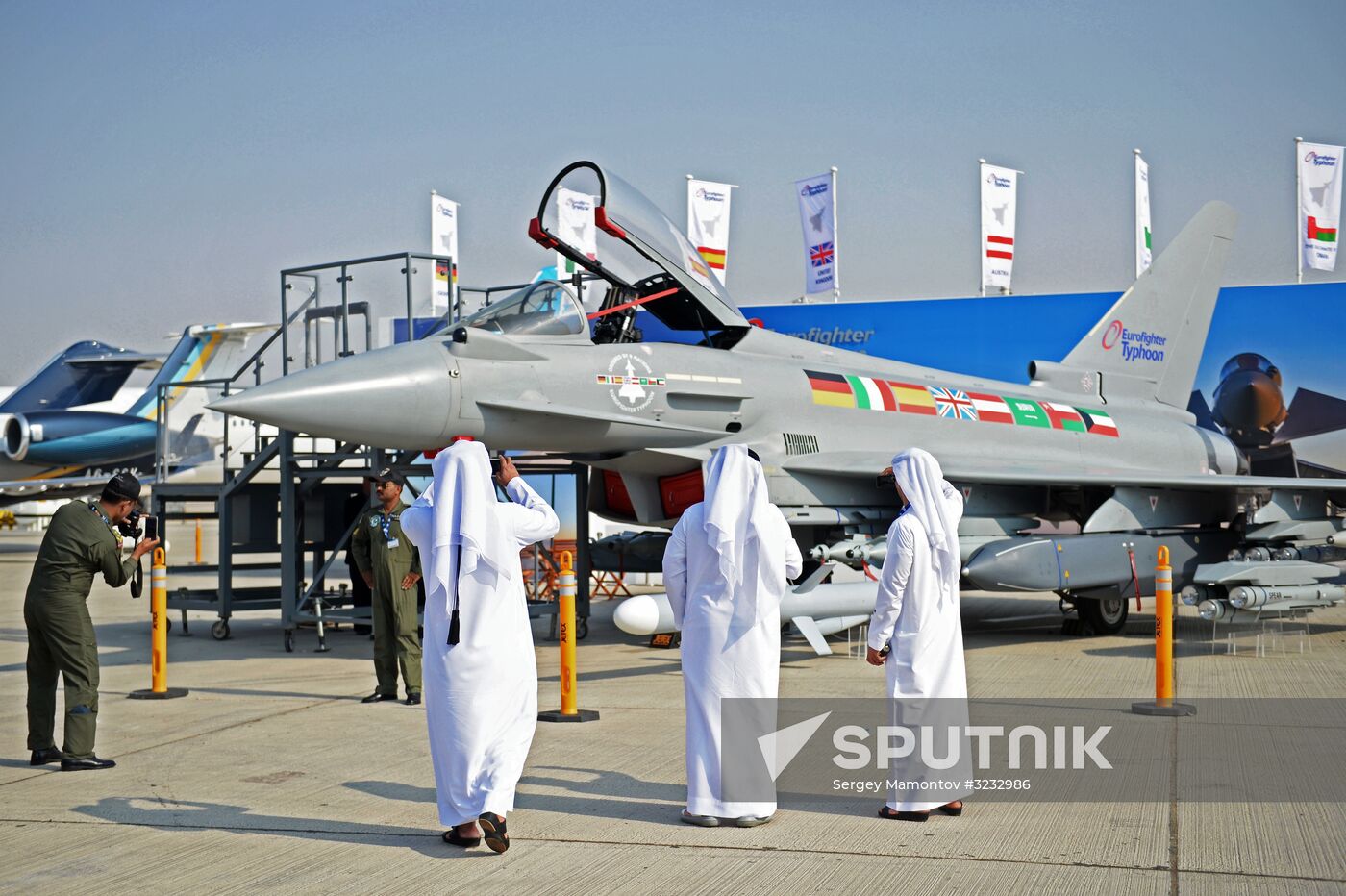 Russian Deputy Prime Minister Dmitry Rogozin visits Dubai Airshow 2017