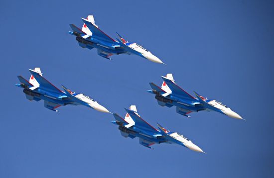 Russian Deputy Prime Minister Dmitry Rogozin visits Dubai Airshow 2017