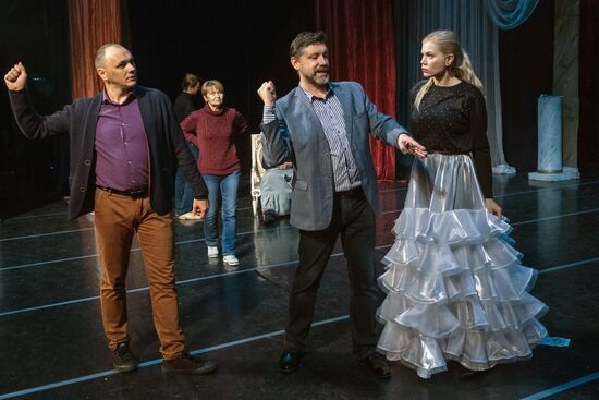 Verdi's 'La Traviata' at Sapayev Mari State Opera and Ballet Theater