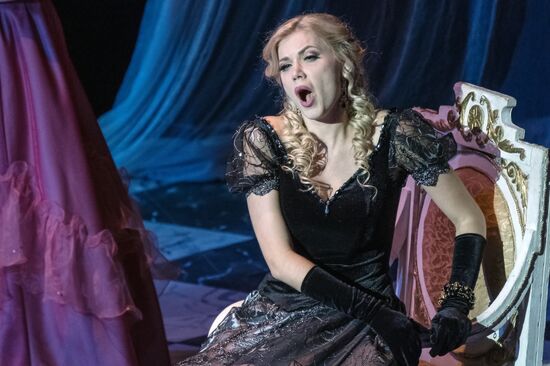 Verdi's 'La Traviata' at Sapayev Mari State Opera and Ballet Theater