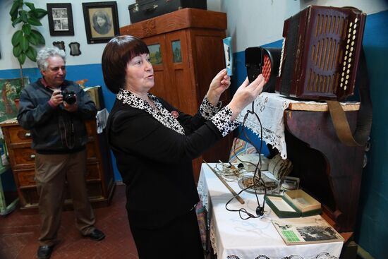Soviet Era exhibition at branch of Volzhsky Cultural Center in Rybinsk