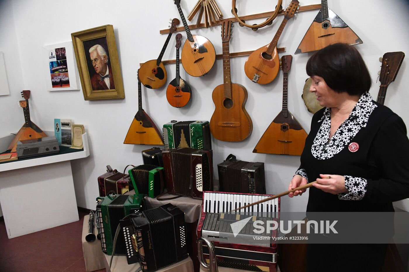 Soviet Era exhibition at branch of Volzhsky Cultural Center in Rybinsk