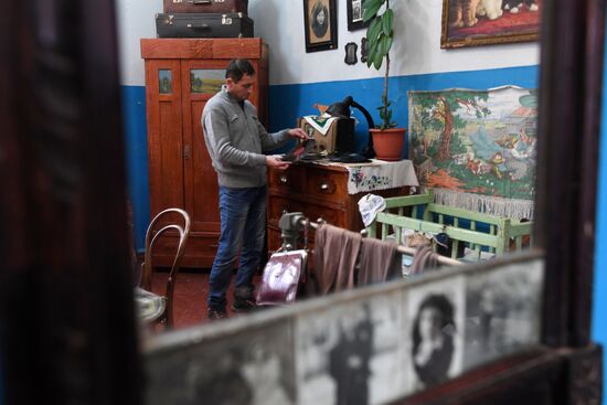 Soviet Era exhibition at branch of Volzhsky Cultural Center in Rybinsk