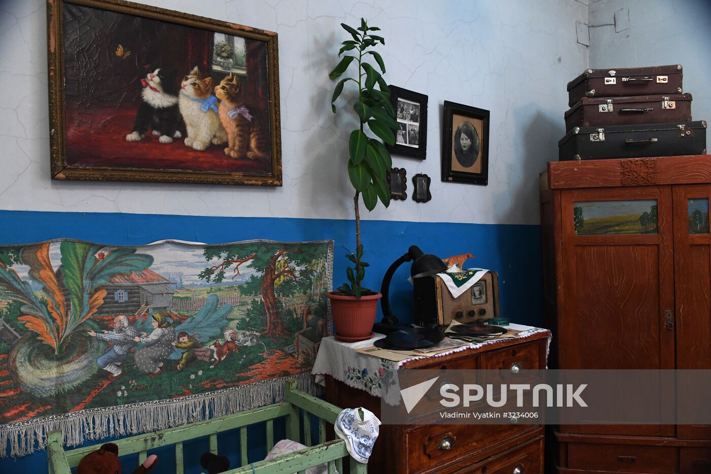 Soviet Era exhibition at branch of Volzhsky Cultural Center in Rybinsk