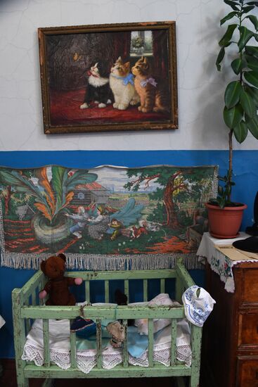 Soviet Era exhibition at branch of Volzhsky Cultural Center in Rybinsk