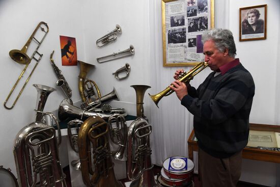 Soviet Era exhibition at branch of Volzhsky Cultural Center in Rybinsk