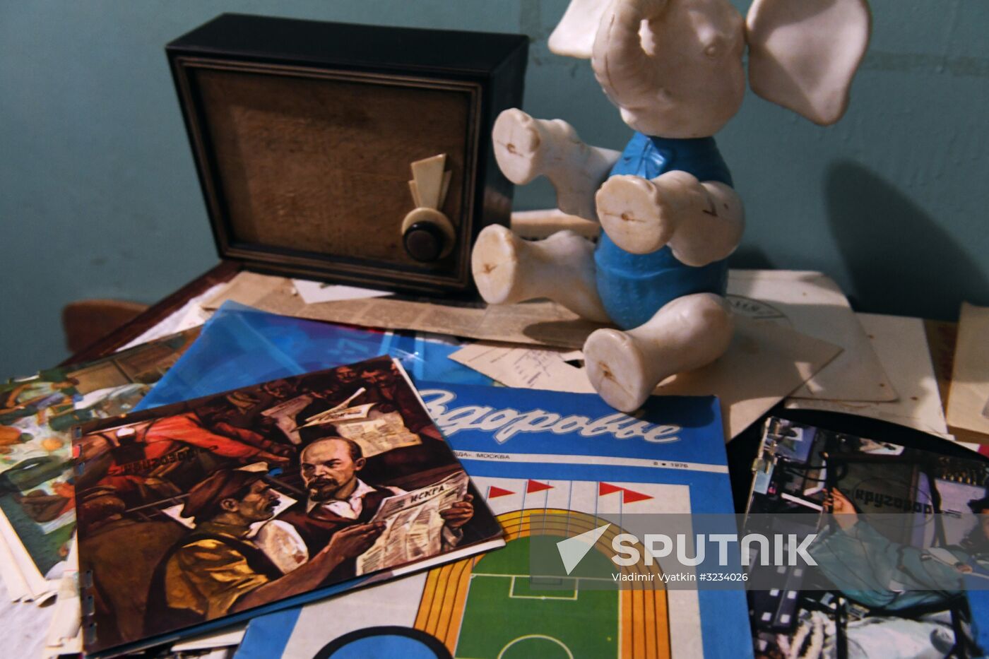 Soviet Era exhibition at branch of Volzhsky Cultural Center in Rybinsk